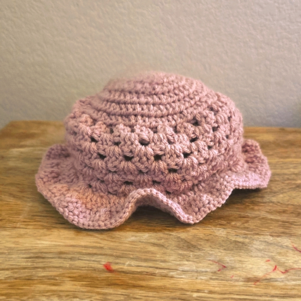 Handmade pink crochet toddler hat with ruffled brim (2–3 yrs)